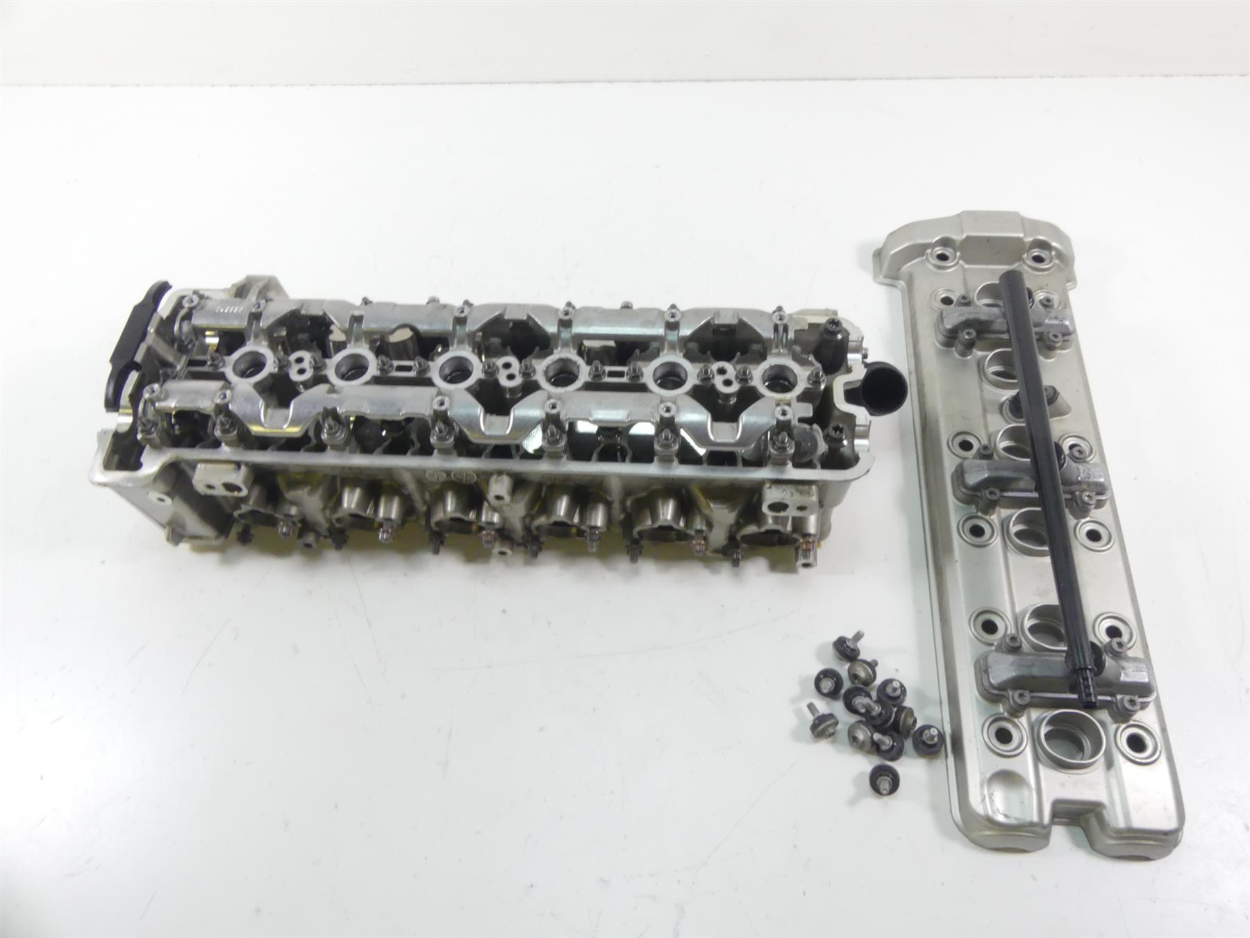 2015 BMW K1600GT K48 Engine Cylinderhead + Valve Cover - Read 11118546019 | Mototech271