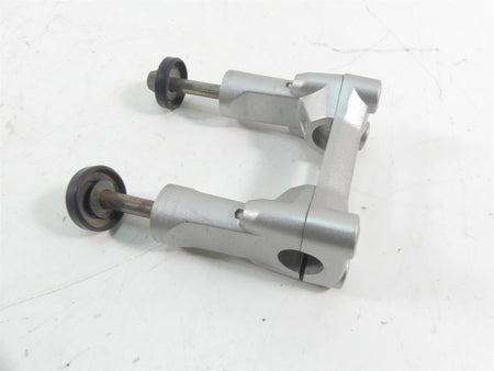 2007 Yamaha FZ1 Fazer Handlebar Riser Holder Clamp Mount Set 2D1-23441-00-00 {{ shop.shopifyCountryName }} - Mototech271