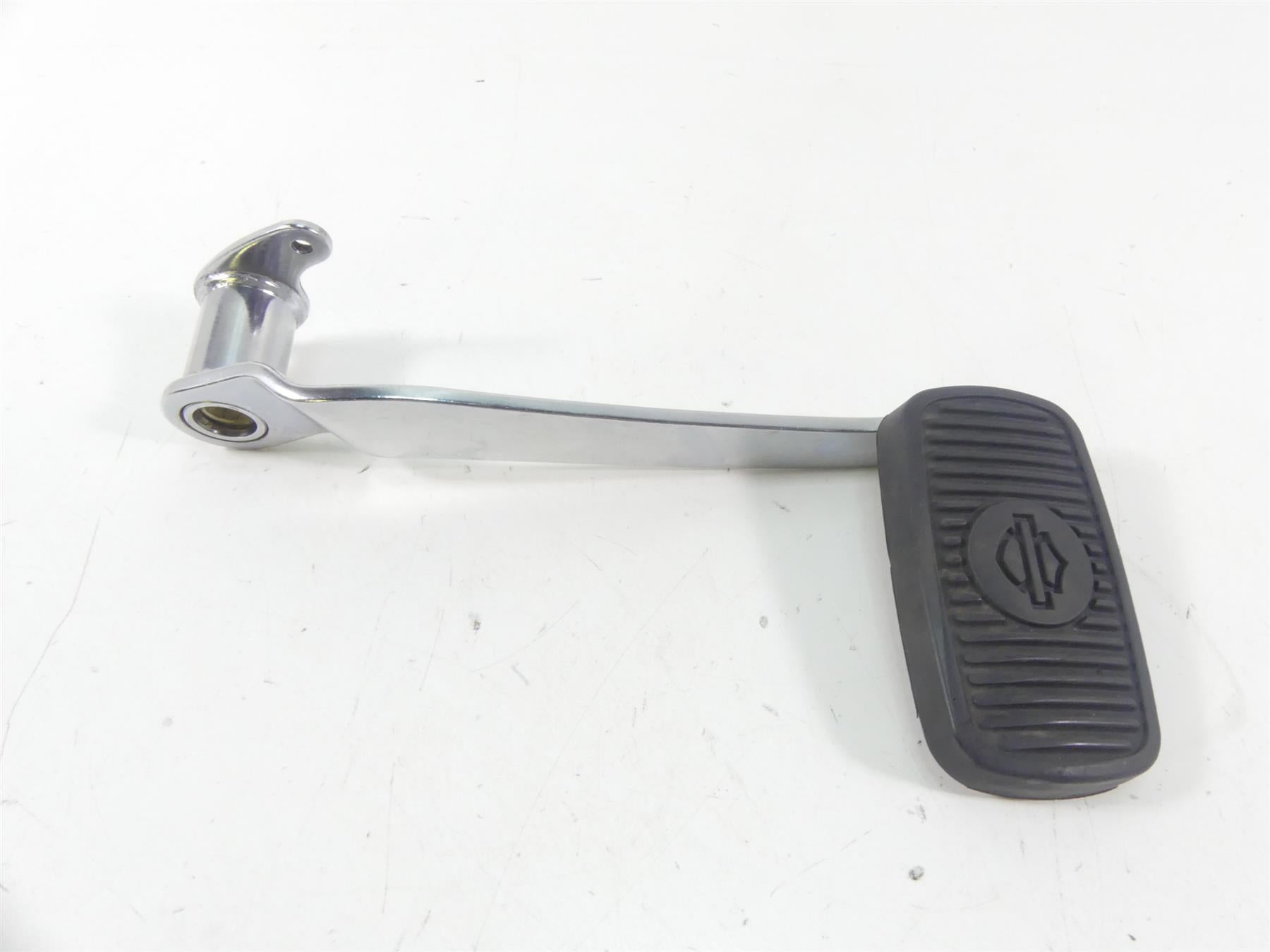 2006 Harley Touring FLHTCUI Electra Glide Rear Brake Lever Pedal 42407-02 | Mototech271