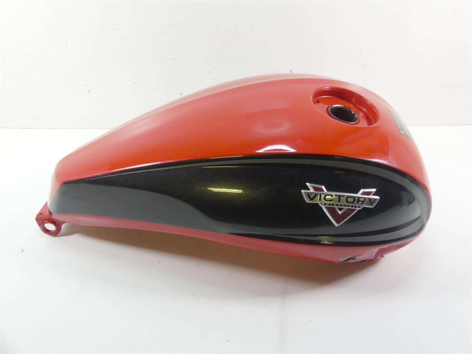 2015 Victory Cross Country Tour Fuel Gas Petrol Tank Reservoir - Read 1016149 | Mototech271