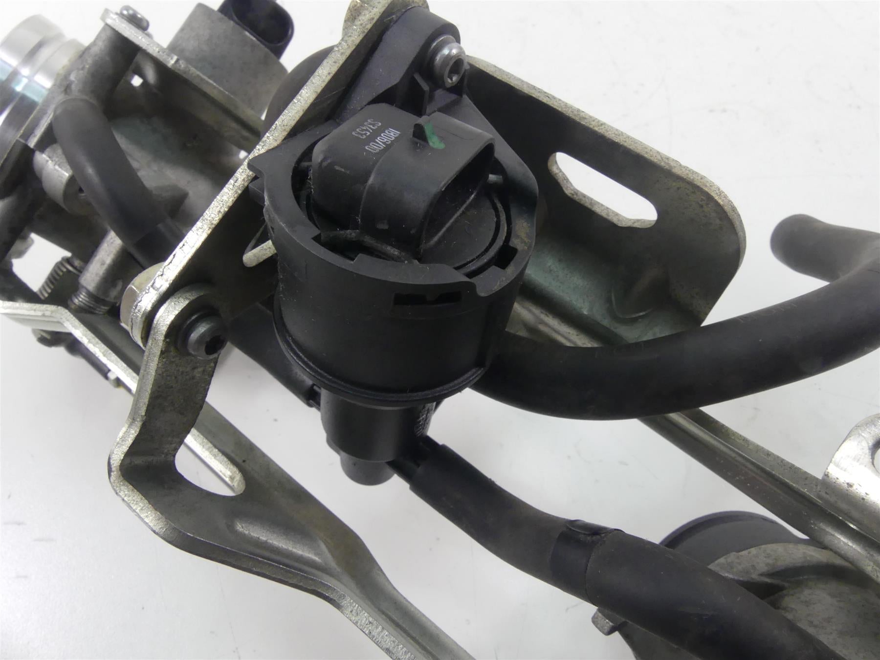 2014 Moto Guzzi Griso 1200 SE 8V Throttle Body Bodies Fuel Injection Set 873904 {{ shop.shopifyCountryName }} - Mototech271