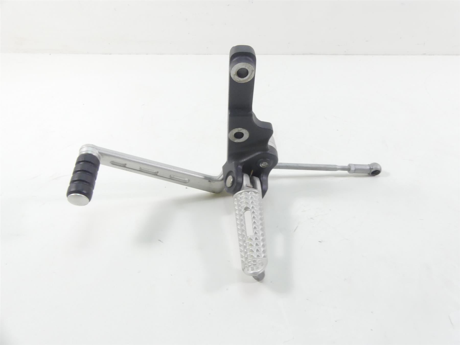 2015 Triumph 1050 Speed Triple R Front Left Footpeg & Shifter Pedal Peg T2081751 | Mototech271