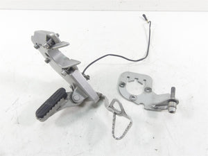 1999 BMW R1100 GS 259E Right Rider Footpeg Foot Peg & Brake Pedal 46712314246 | Mototech271