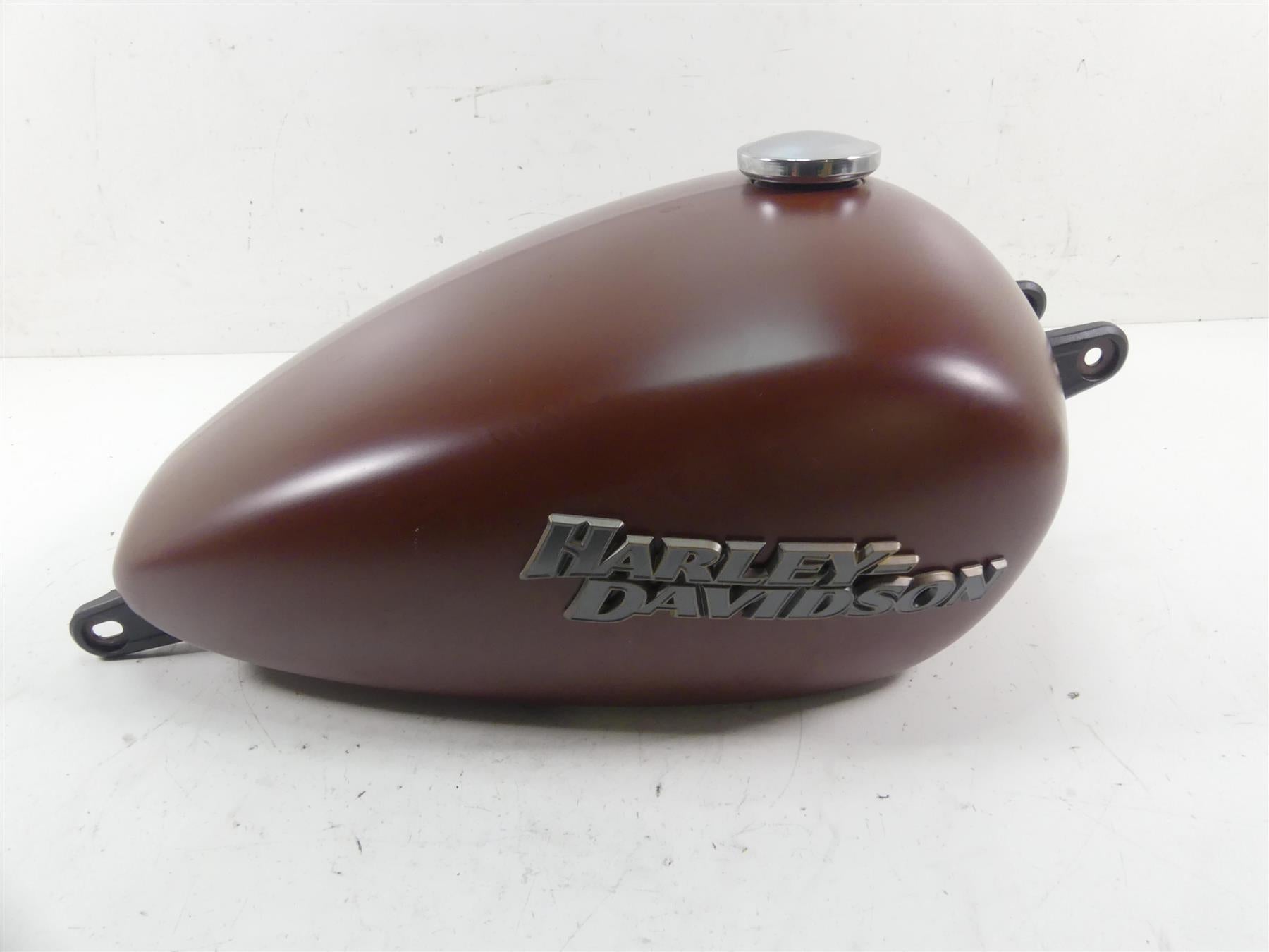 2018 Harley Softail FXBB Street Bob Fuel Gas Petrol Tank - No Dent 61000673 | Mototech271