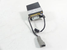 Load image into Gallery viewer, 2013 Harley VRSCF Muscle V-Rod Turn Signal Flasher Module Unit 69457-09 | Mototech271
