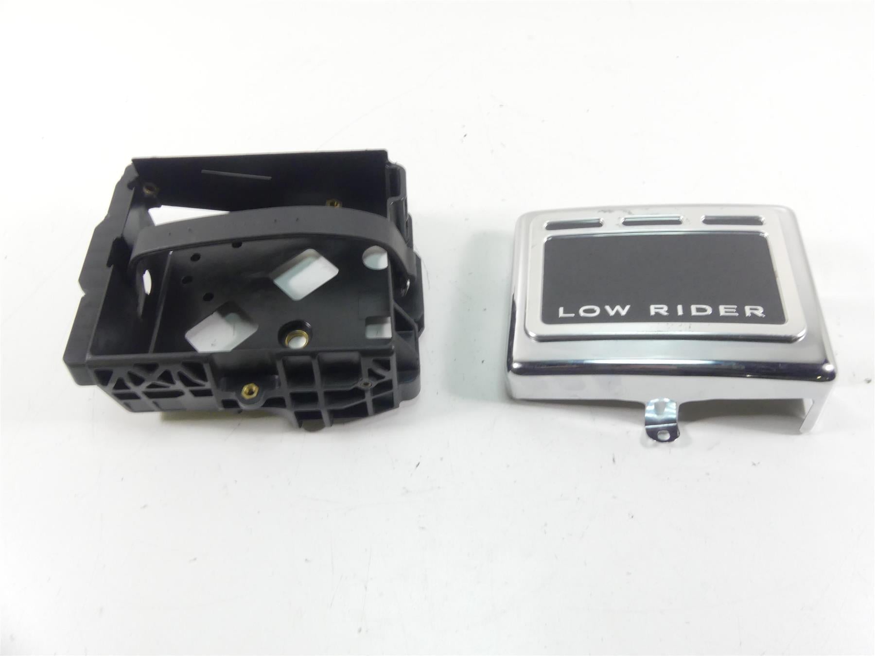 2016 Harley FXDL Dyna Low Rider Battery Tray & Outer Cover 70379-06B | Mototech271