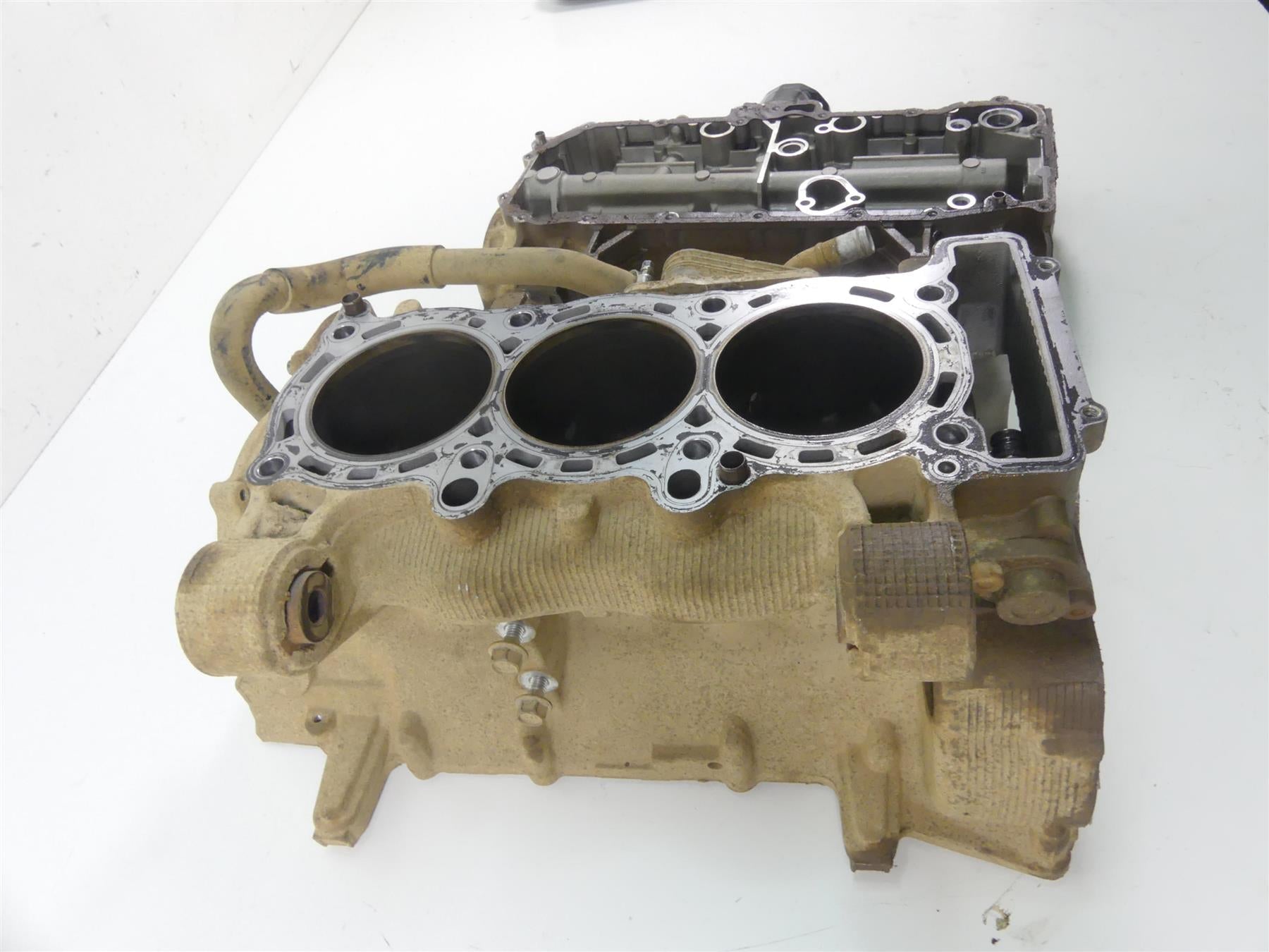 2016 Yamaha YXZ1000 R EPS SE Engine Motor Crank Case Set 2HC-15109